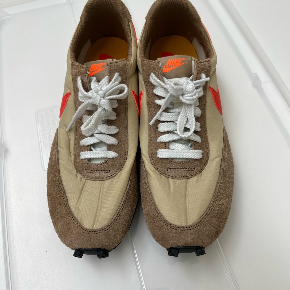 Nike Waffle Sneaker